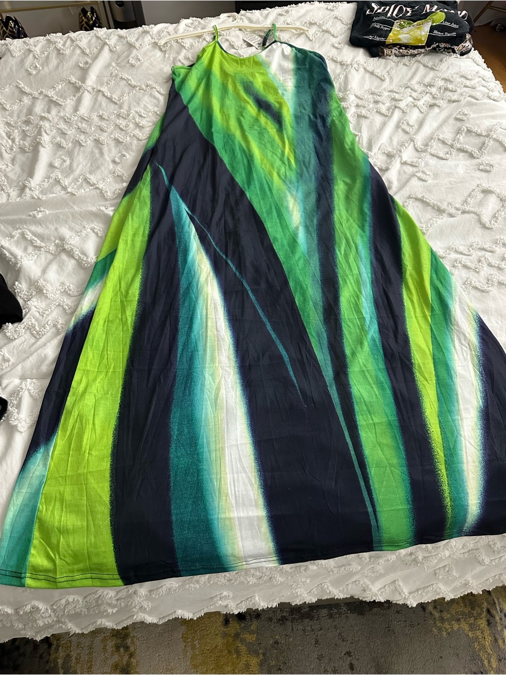 Amazon Green Tie-Dye Maxi Dress with Contrast Trim